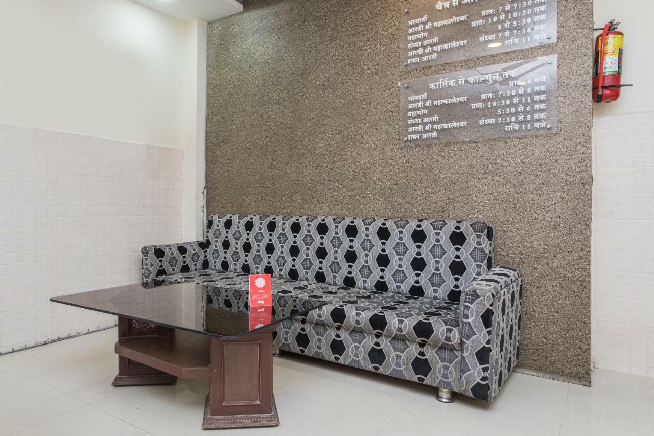 Oyo 17161 Hotel Mahalaxmi อุจเจน ภายนอก รูปภาพ