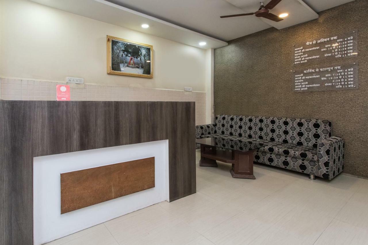 Oyo 17161 Hotel Mahalaxmi อุจเจน ภายนอก รูปภาพ