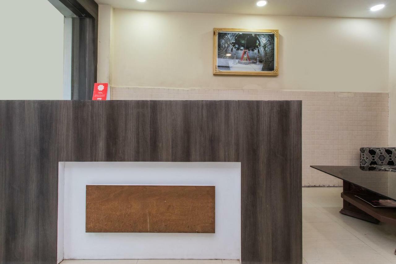 Oyo 17161 Hotel Mahalaxmi อุจเจน ภายนอก รูปภาพ
